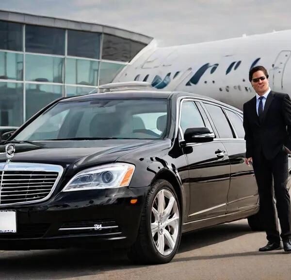  The Ultimate Guide to Luxury Chauffeur Services in Hamilton, Ontario