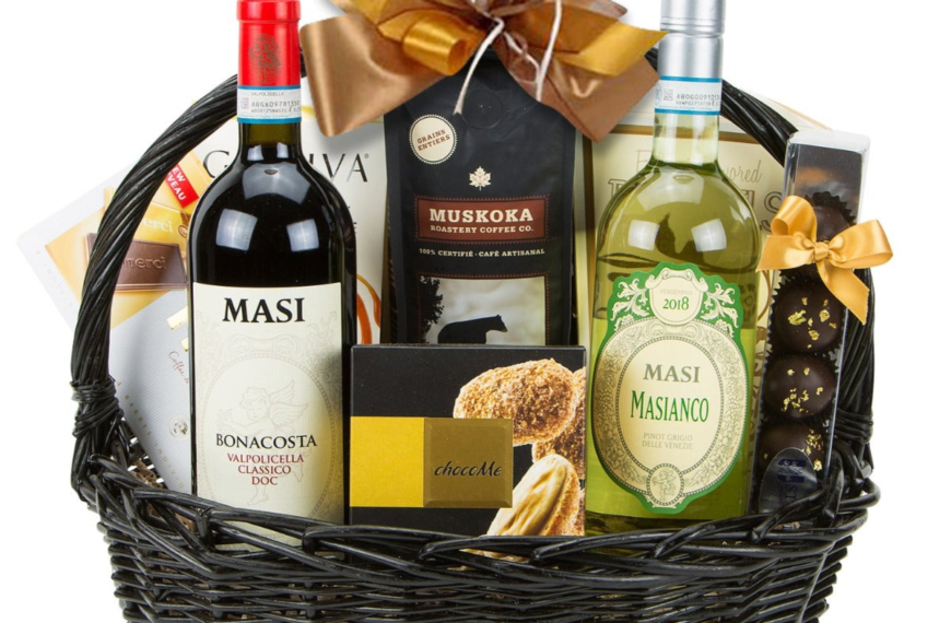 The Ultimate Guide to Choosing Liquor Gift Baskets in Toronto