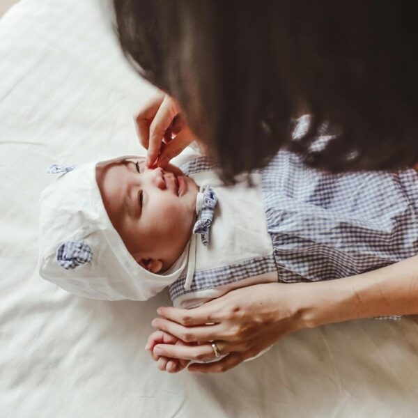 Newborn Schedule Week 1 What to Expect in the First Days